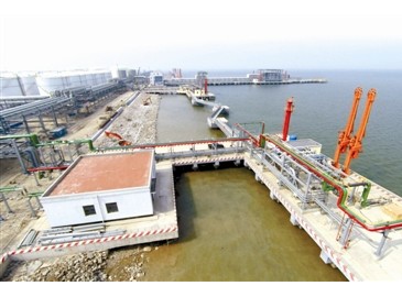 天津滨海新区打造世界级最优化工物流码头