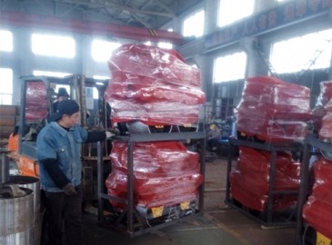 沃爾華首批手扶式雙鋼輪壓路機出口印度尼西亞