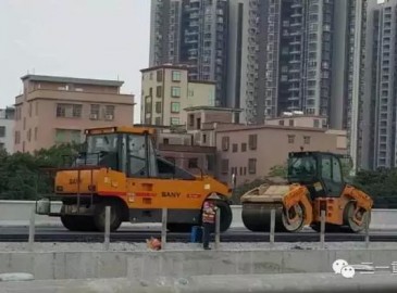 國貨當(dāng)自強(qiáng)！三一路機(jī)助力華南公路建設(shè)