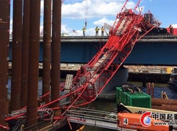 纽约扩建大桥施工起重机倒塌致交通阻塞 暂无伤亡报告