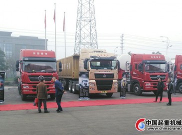 重汽峨眉山發布新品 喜獲101臺訂單