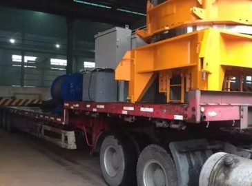 虎霸H7030-12塔機發往上海奉賢工地