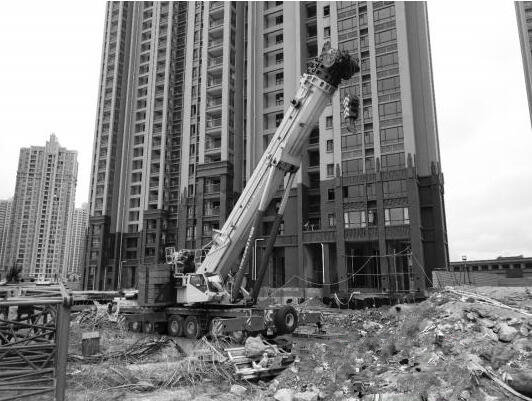 650吨“巨无霸”起重机驰援斗门
