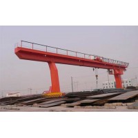 江城港口起重机结构合理