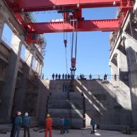 广州水电站桥式起重机：贾经理18022340077