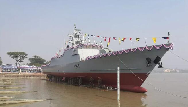 中孟联合建造两艘孟加拉海军大型反潜巡逻艇顺利交付