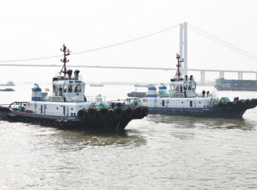 鎮江船廠出廠兩艘3676kW全回轉拖船