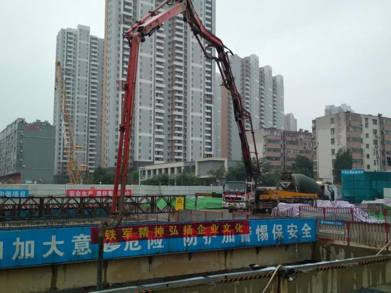 郑州地铁3号线一期工程6个站主体结构封顶!
