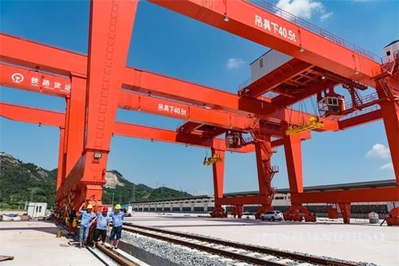 珞璜铁路综合物流枢纽建设加快