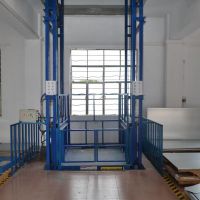 广州佛山厂家供应－导轨式升降货梯